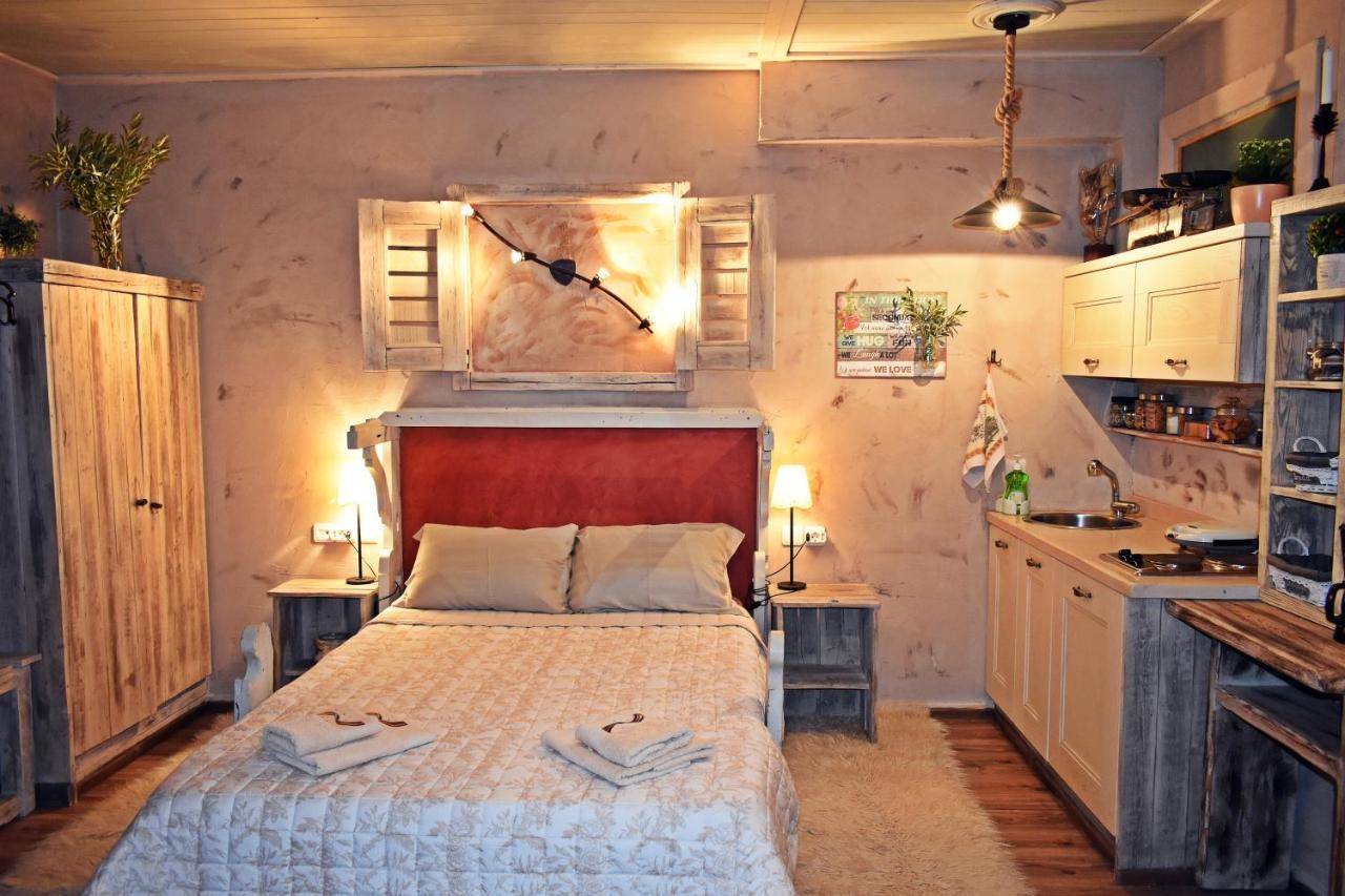 Agiaz' Bed & Breakfast Arachova Exterior photo